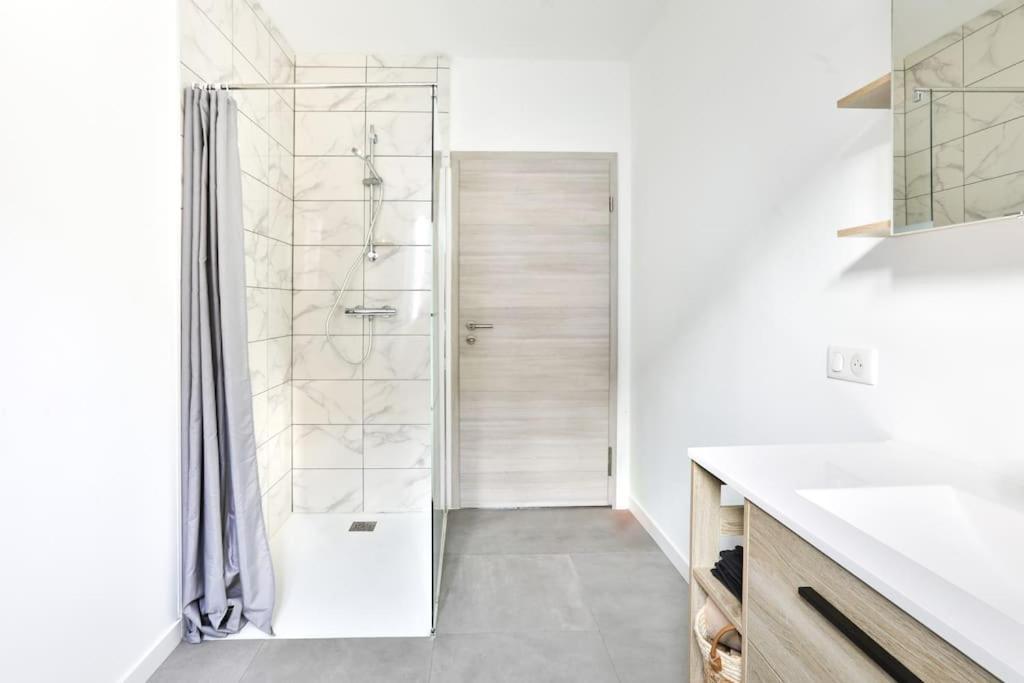 Suite Lumineux Et Moderne, Parking Gratuit, Mulhouse Centre Kültér fotó